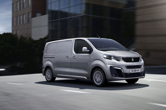 The new Peugeot Expert van comes with DAB as standard