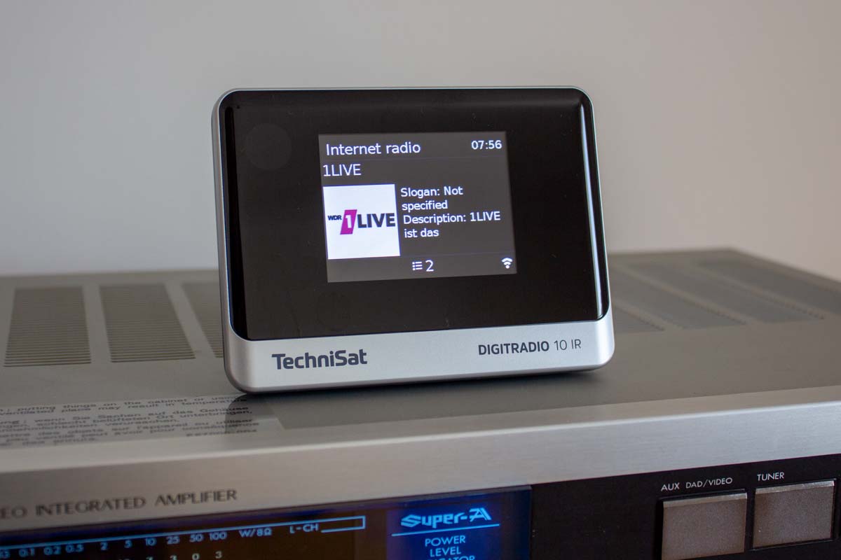 Listening to 1LIVE on the TechniSat DIGITRADIO 10 IR