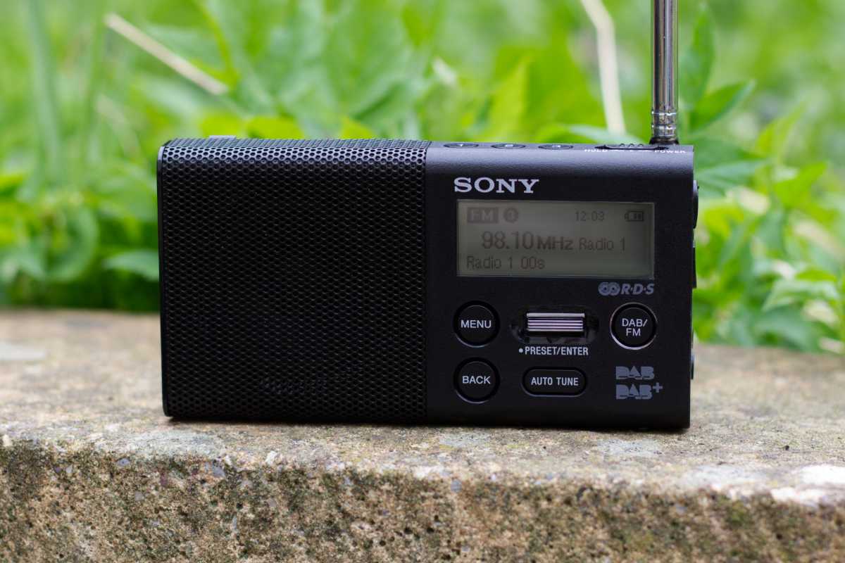 Sony XDR-P1 DAB/FM Portable Radio